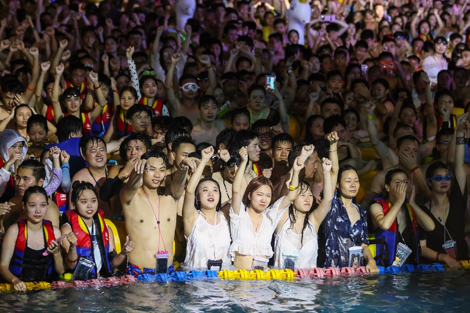 Megafiesta en Wuhan
