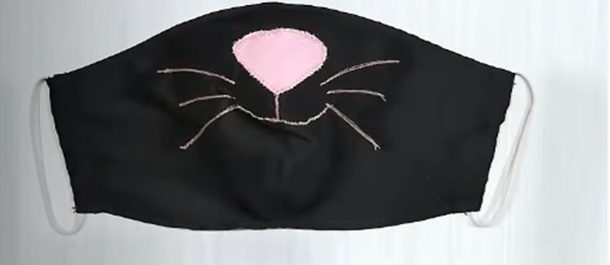 Cubrebocas decorado con motivo animal gato
