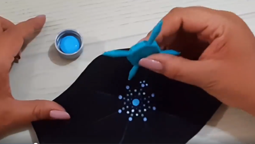 Curso gratis para decorar tu cubrebocas de manera sencilla